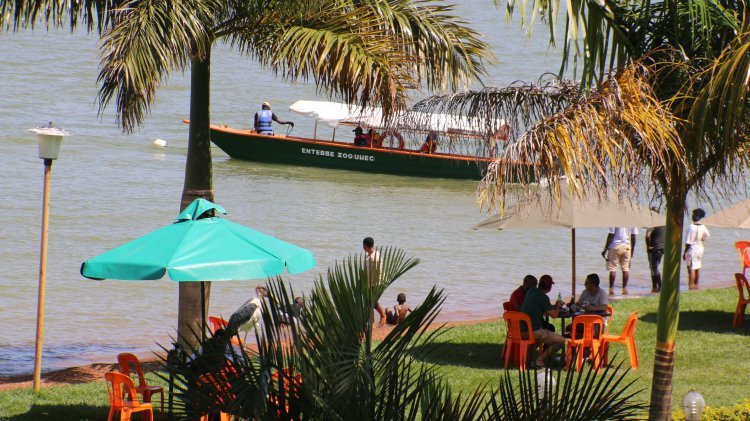 PRIORITIZE TOURISM -POLICY MAKERS URGED AHEAD OF ECONOMY FULL REOPENING