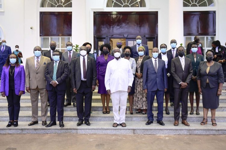 Museveni swears-in 11 high court judges
